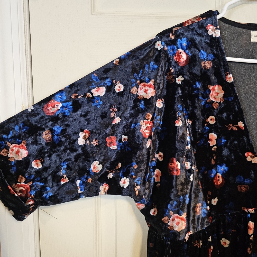 Natural Life Sella Velvet Floral Vneck Swing Mini Dress - Picture 7 of 7